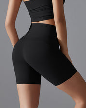 Core Seamless Shorts – Black