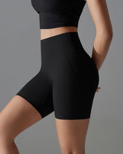 Core Seamless Shorts – Black