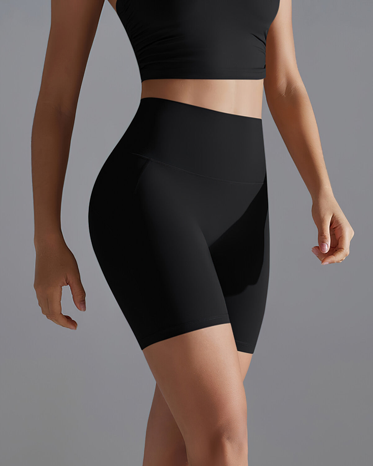 Core Seamless Shorts – Black