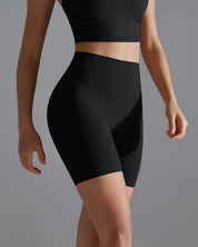 Core Seamless Shorts – Black