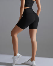 Core Seamless Shorts – Black