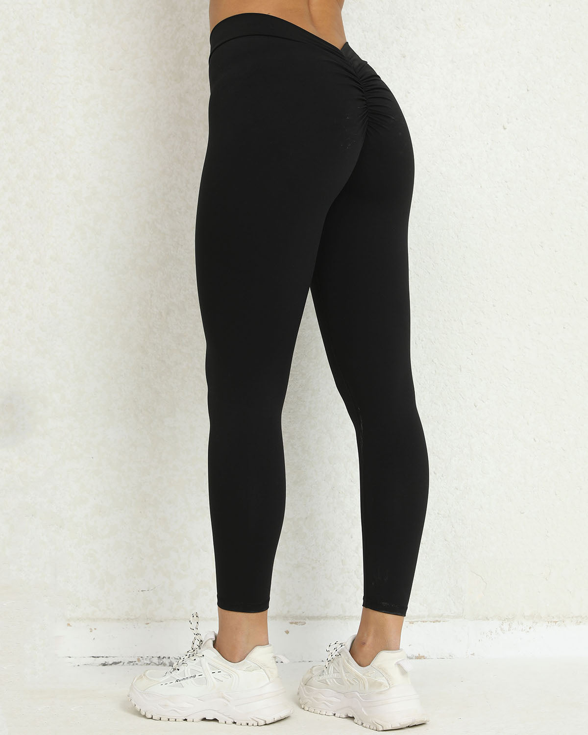 Drift Scrunch Leggings – Black