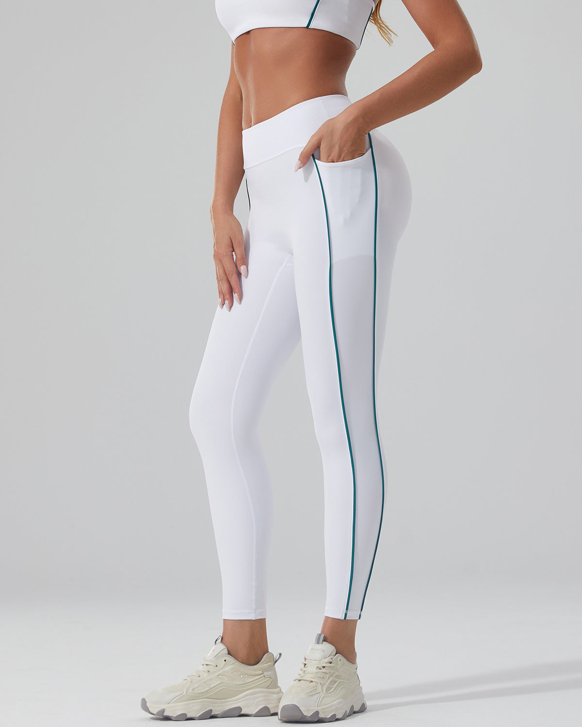 PearlSeamlessLeggings-White1.jpg
