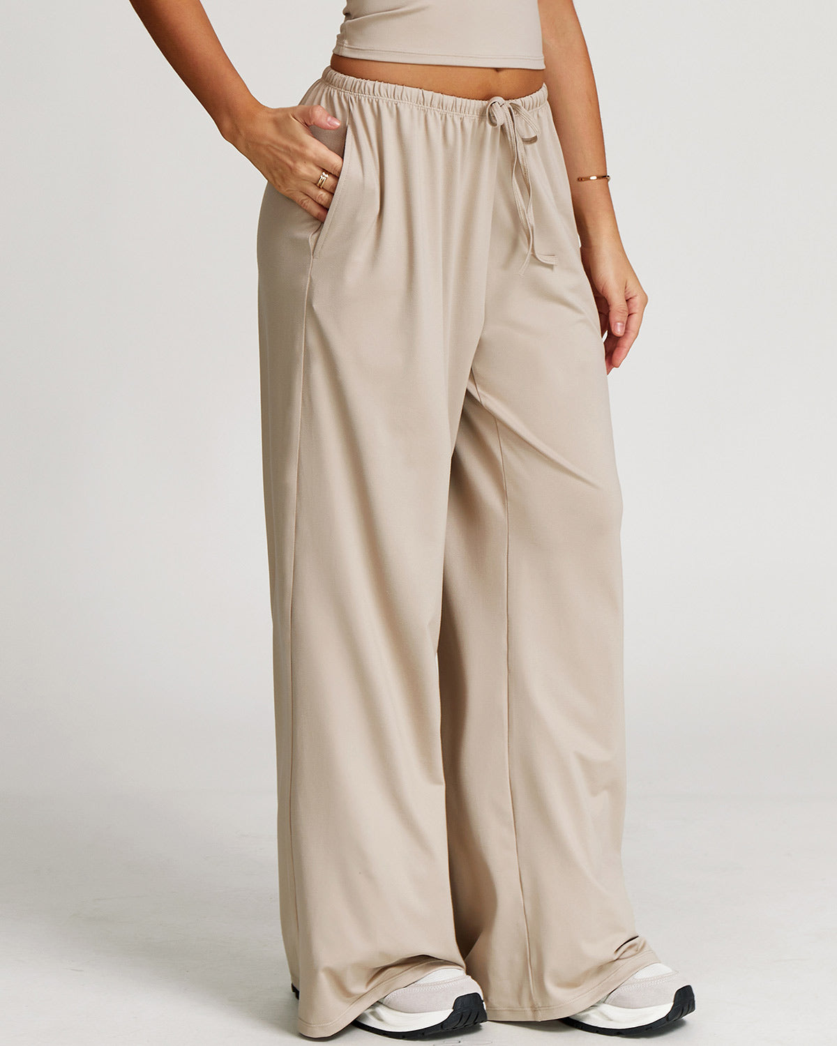 Muse Sweatpants – Beige