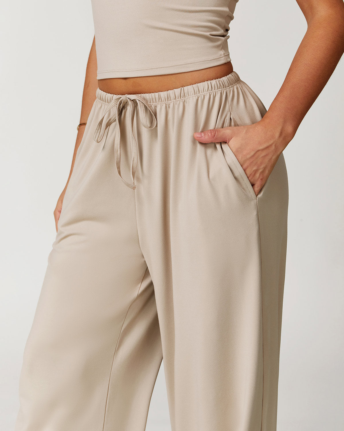 Muse Sweatpants – Beige