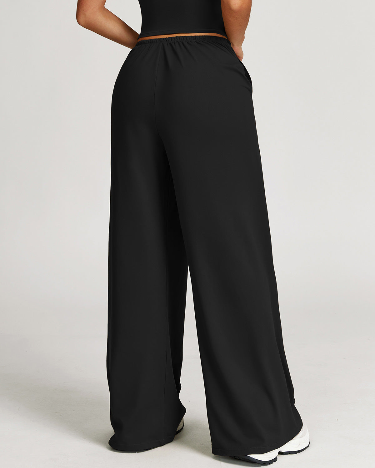 RowenaSweatpants-Black2.jpg
