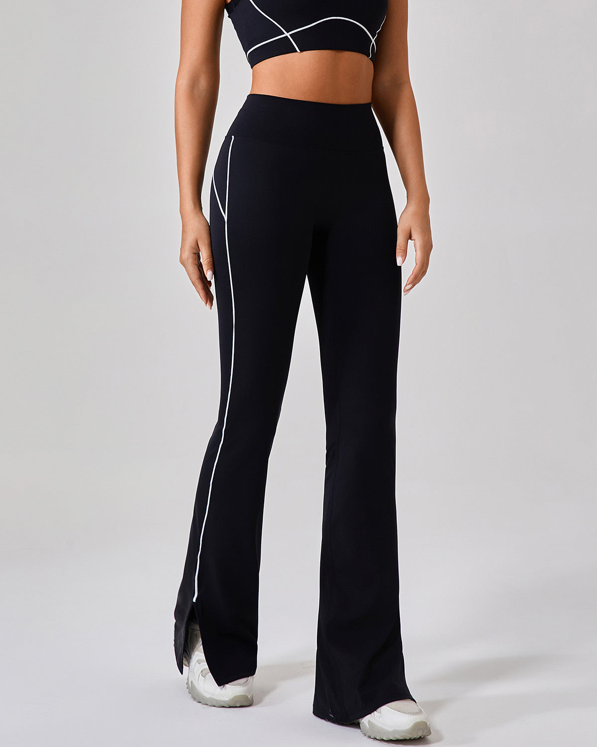 Glide Flare Leggings – Black