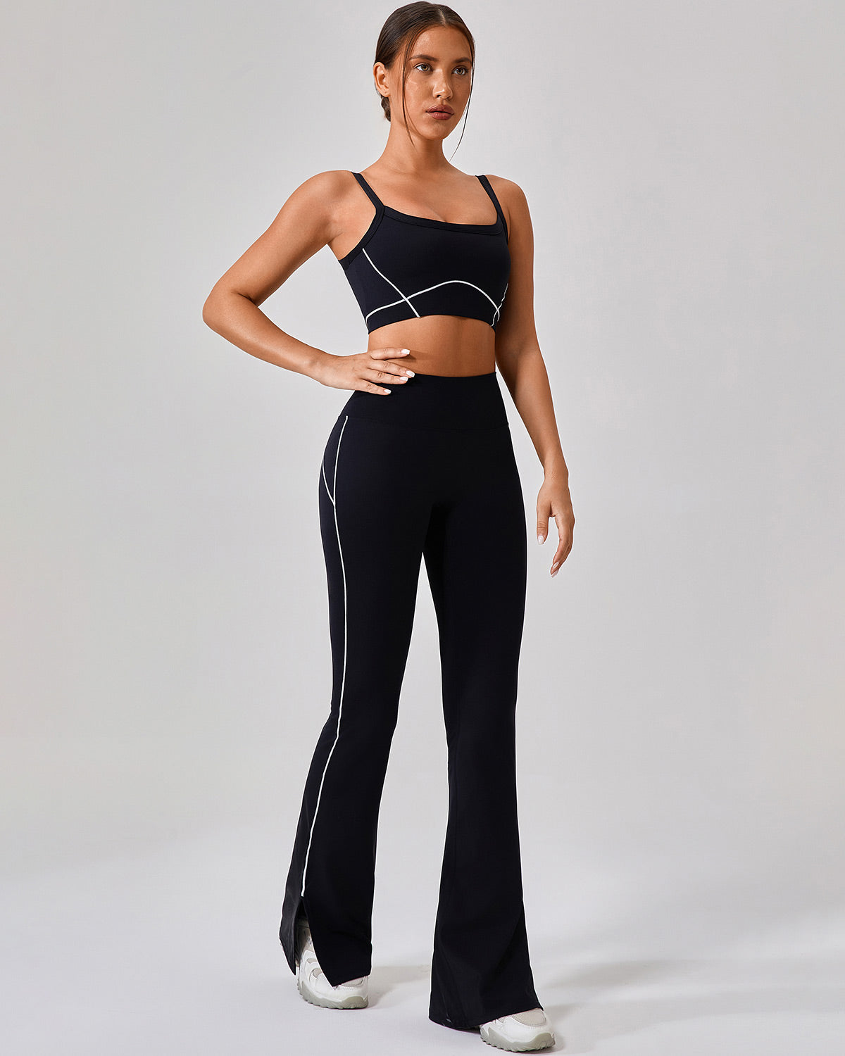 Glide Flare Leggings – Black