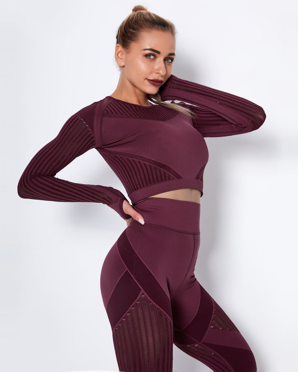 lorica_mesh_long_sleeve_-_burgundy_4_ac52beba-9759-4e7e-9c7f-14a75299da87.jpg